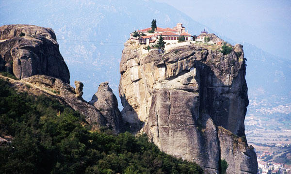 diaforetiko.gr : moni4 Μοναστήρια της Ελλάδας χάρμα οφθαλμών! Τοπία που εμπνέουν γαλήνη και ομορφιά…