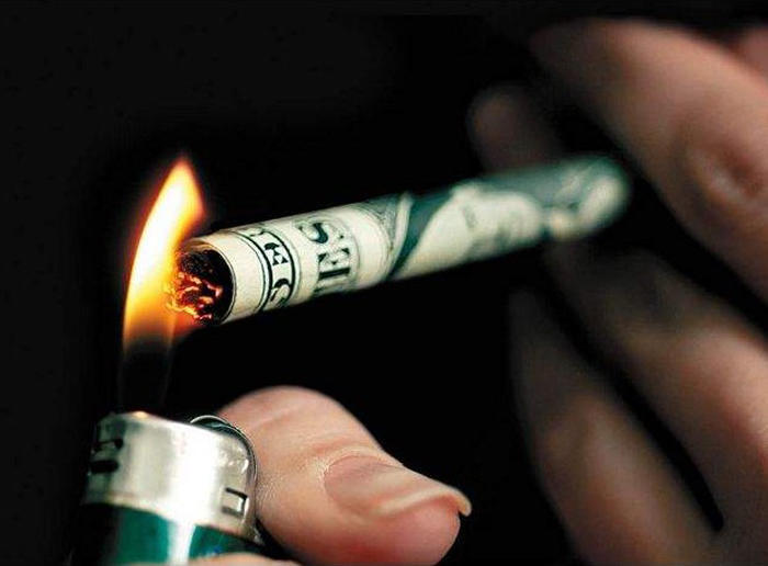diaforetiko.gr : money Δείτε τι θα συμβεί εάν κόψετε το κάπνισμα για ένα μήνα.