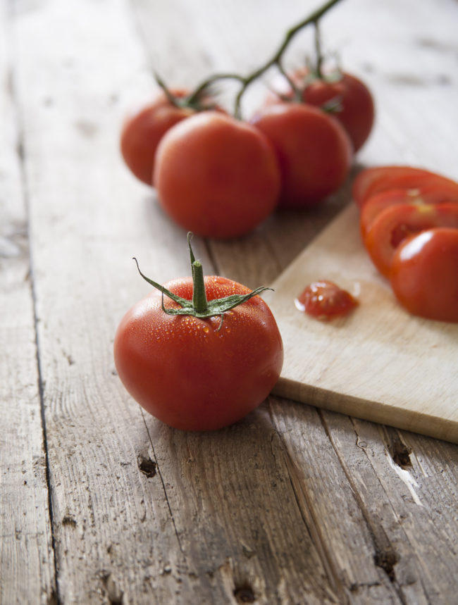 Store tomatoes with the stalk up.
