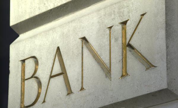 Πως κέρδισαν οι τραπεζίτες από την ελληνική “διάσωση”
