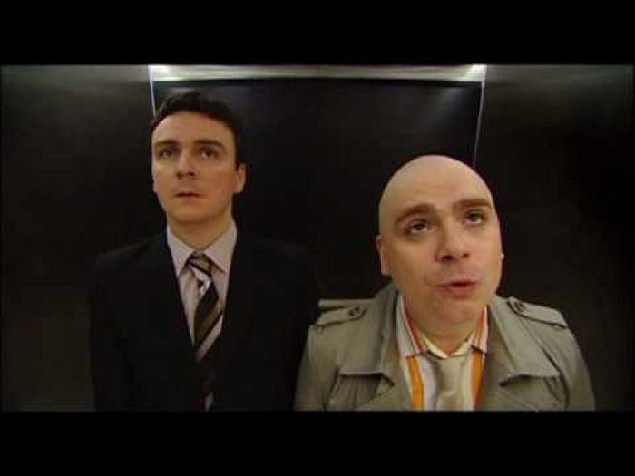 Σκωτσέζοι σε ασανσέρ με σύστημα αναγνώρισης φωνής! Γέλιο μέχρι δακρύων…(βίντεο)