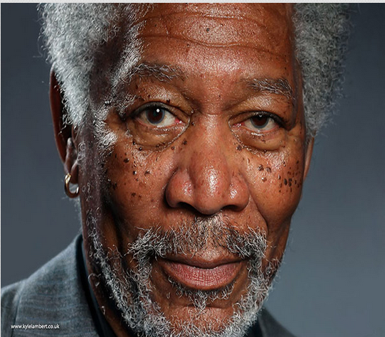 ΝΟΜΙΖΕΙΣ πως βλέπεις μια φωτογραφία του Morgan Freeman; -Για παρατήρησε καλύτερα!