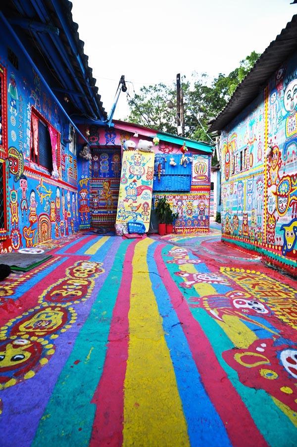 perierga.gr - Taichung: Το ζωγραφισμένο χωριό!