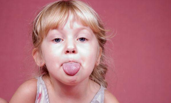 10 τρόποι καλής συμπεριφοράς που πρέπει οπωσδήποτε να μάθετε στο παιδί σας!
