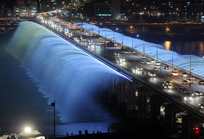 30 εκπληκτικές γέφυρες που κάνουν τον κόσμο λίγο πιο μαγικό !!!