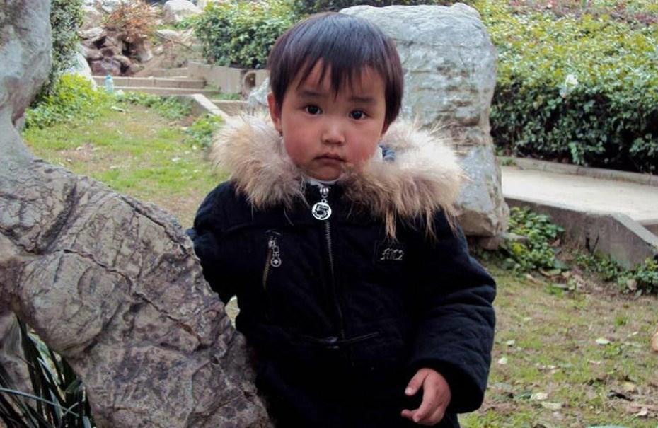 chen xiao tian kidney donation child tumor saves mom's life