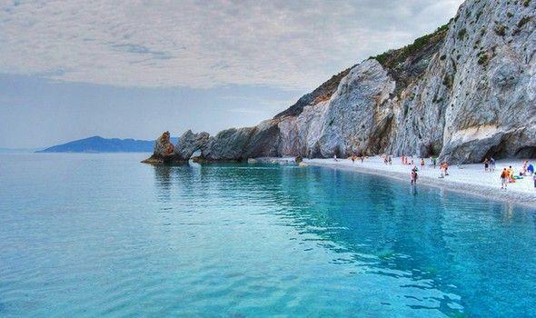 Εικόνες βγαλμένες από όνειρο !!!Οι 15 παραλίες που αξίζει να επισκεφτεί κάθε Έλληνας (φωτογραφίες)