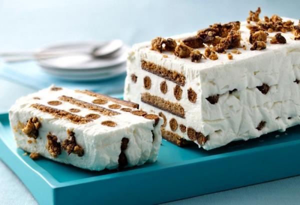 Ice-Cream-Cake-650-800x547