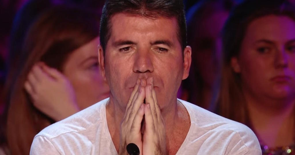Διαγωνιζόμενος στο X Factor κάνει τον πιο σκληρό κριτή να ξεσπάσει σε κλάματα!