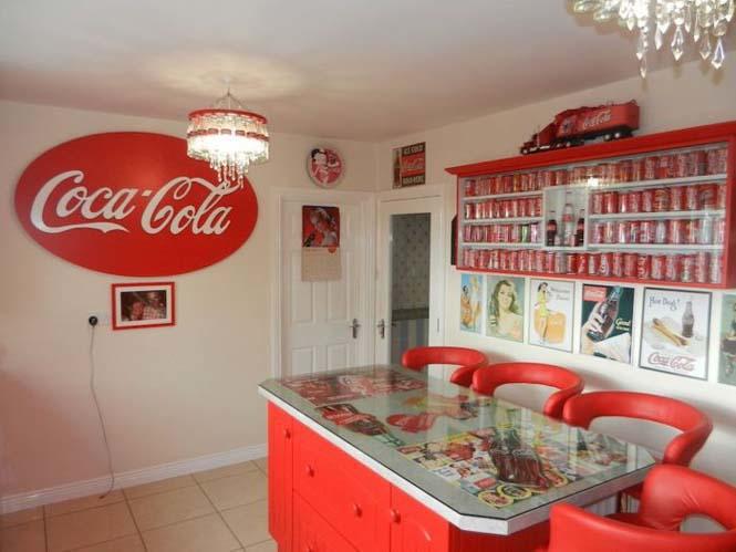 Δείτε πως έκανε το σπίτι της μια γυναίκα που τρελαίνεται για την Coca Cola (2)