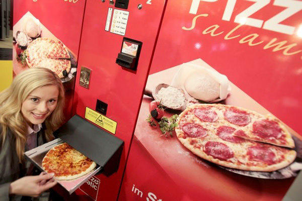 "Let's Pizza" Vending Machine