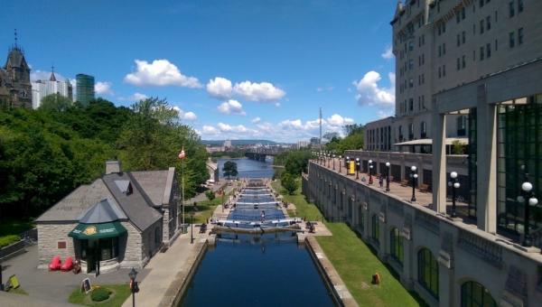 930726_The_Rideau_Canal_-_Canada