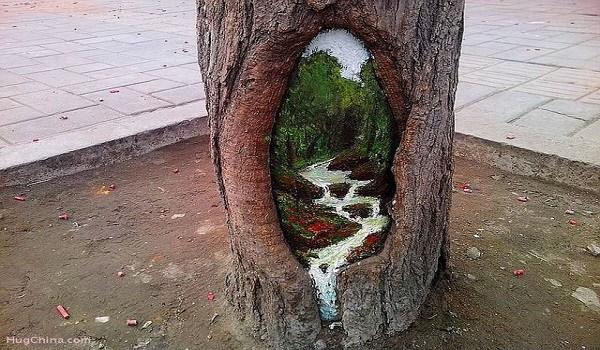 Ζωγράφος μετατρέπει τρύπες δέντρων σε εκπληκτικά έργα τέχνης