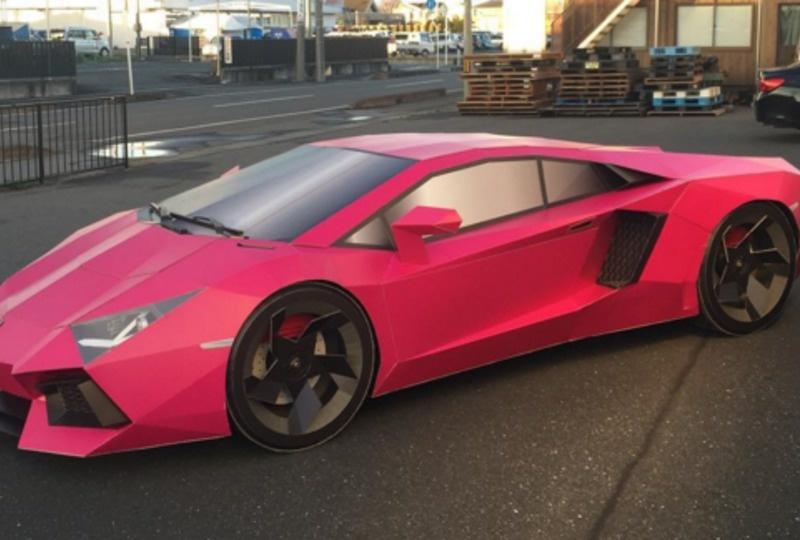 Μοιάζει σαν μια Συνηθισμένη Lamborghini, Μέχρι να Πλησιάσεις πιο Κοντά…και να πάθεις Μεγάλο ΣΟΚ!