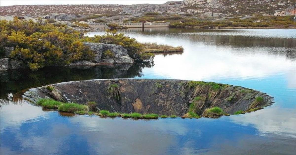 Δείτε την  θεαματική καταβόθρα μέσα σε λίμνη της Πορτογαλίας