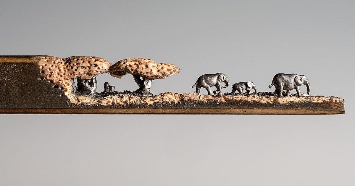 Σμίλεψε μια ολόκληρη οικογένεια ελεφάντων επάνω σε ένα μολύβι.