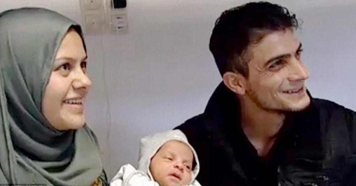 Βάφτισαν το μωρό τους Άνγκελα Μέρκελ αλλά η αίτηση ασύλου απορρίφθηκε.