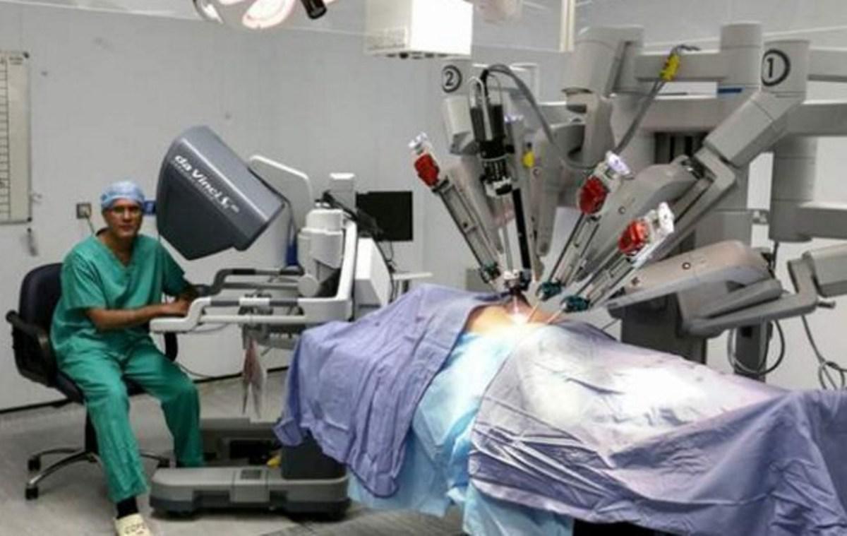 Η πρώτη επιτυχής ρομποτική αφαίρεση όγκου στο νεφρό στην Ελλάδα είναι γεγονός