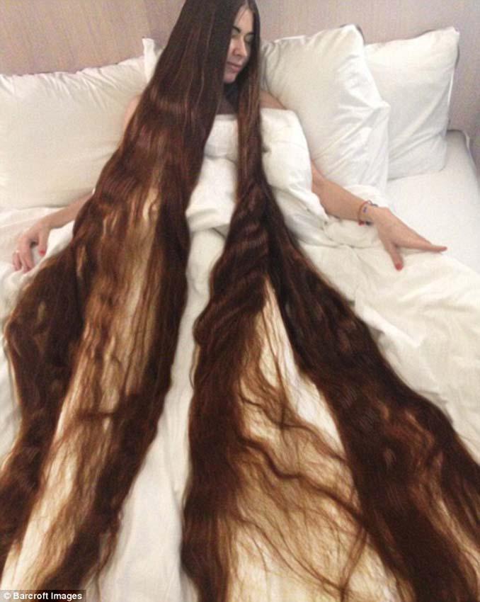Η αληθινή Ραπουνζέλ που έχει μήκος μαλλιών 2,2 μέτρα (4)
