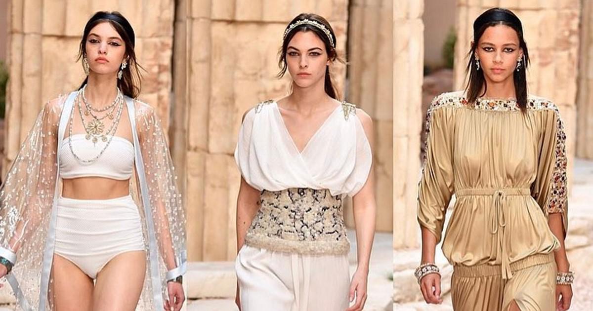 Ο οίκος διάσημος Chanel αποθεώνει την Aρχαία Ελλάδα σε επίδειξη μόδας στο Παρίσι