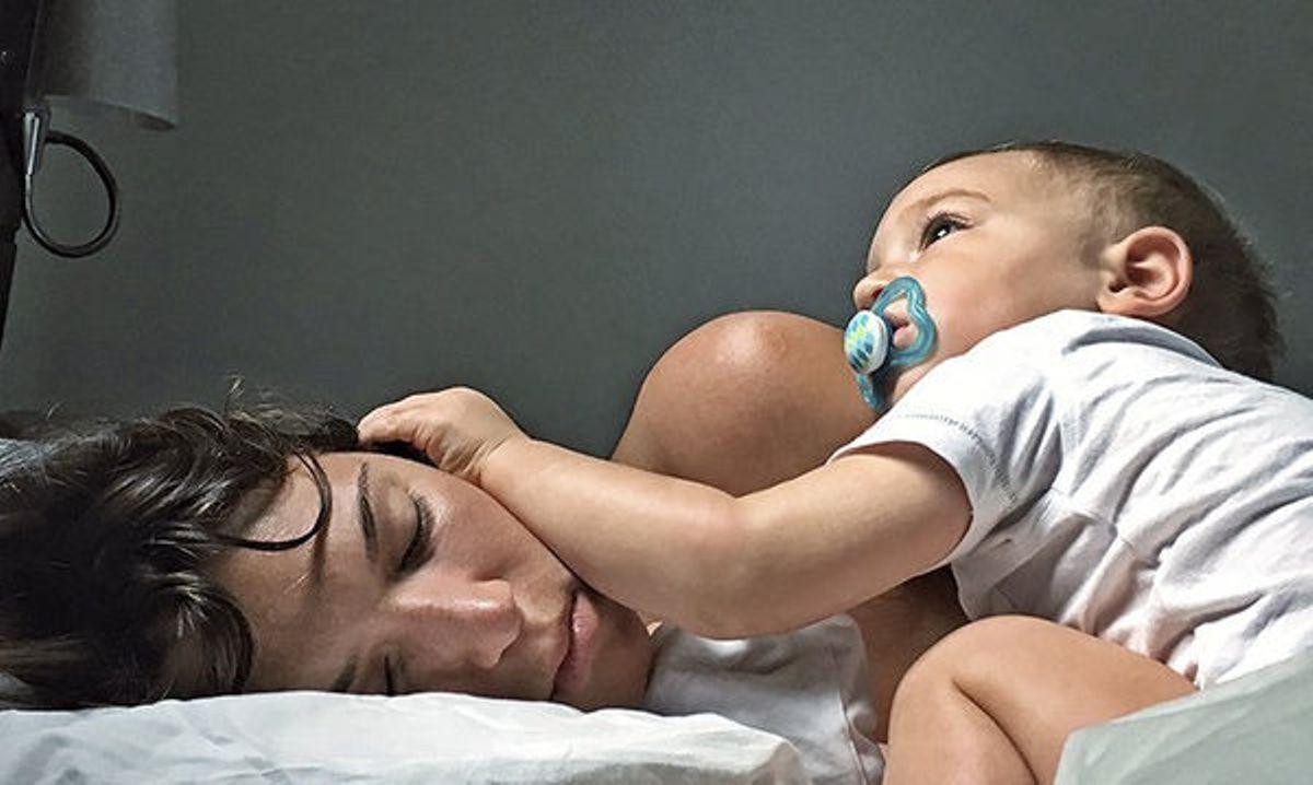 Οι «σκοτεινές» αλήθειες για τη μητρότητα που δεν θα ακούσετε ποτέ