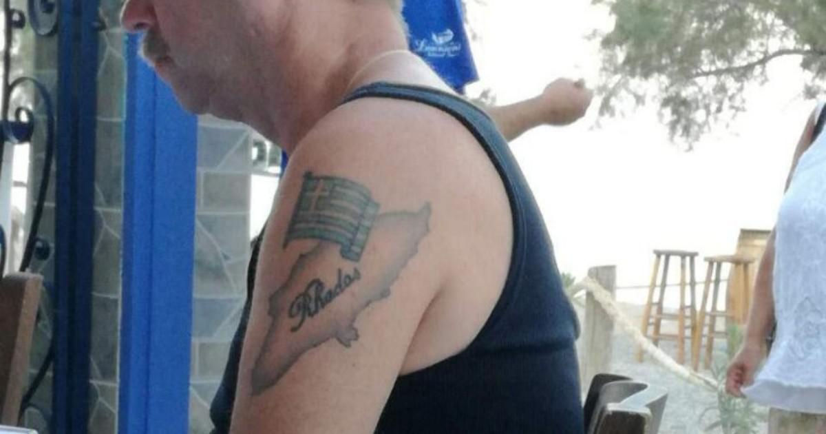 Γερμανός «χτύπησε» τατουάζ με τη Ρόδο και την ελληνική σημαία