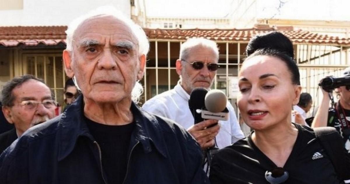 Κακοπερνάει ο Τσοχατζόπουλος: Πού τσάκισαν αστακομακαρονάδα μαζί με τη Βίκυ Σταμάτη