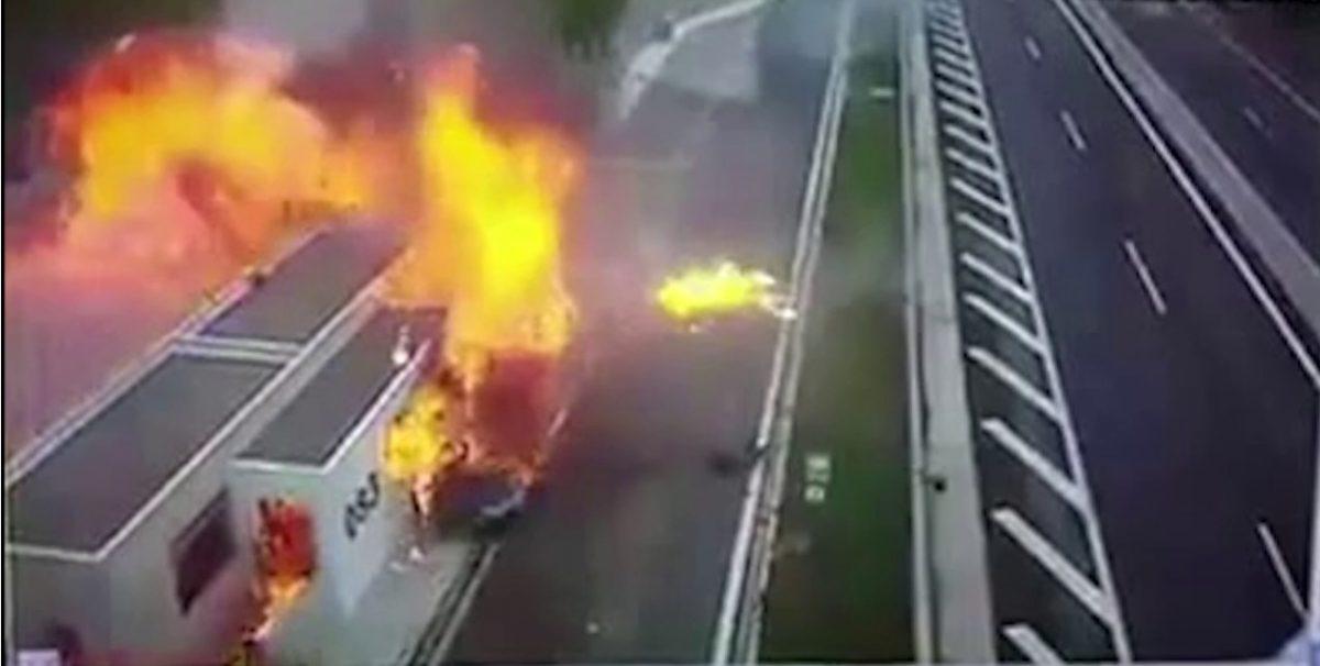 Με 320 χλμ έτρεχε η Porsche του Βακάκη στο τραγικό δυστύχημα στην εθνική Αθηνών-Λαμίας