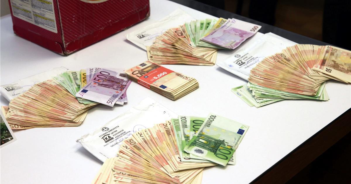 Ύποπτες όλες οι τραπεζικές συναλλαγές πάνω από 1.000 ευρώ