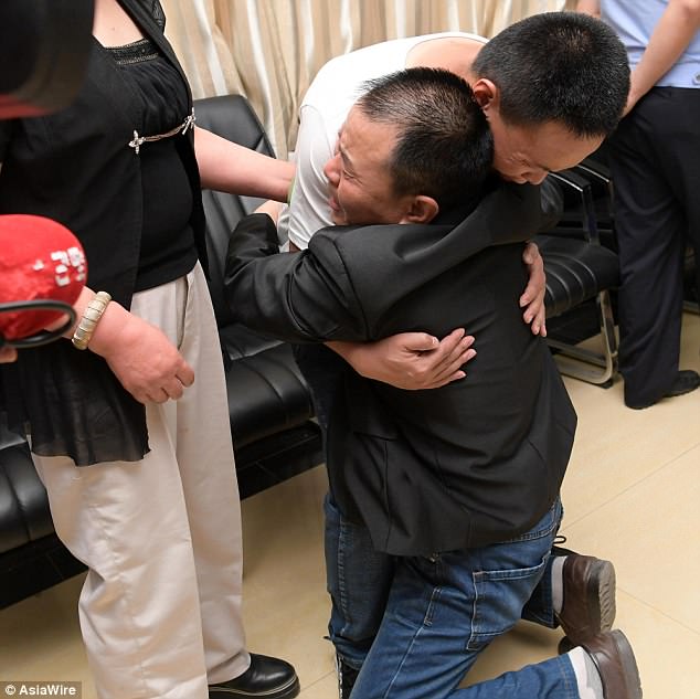 At the tearful reunion, the weeping father dropped to his knees the moment he saw his son
