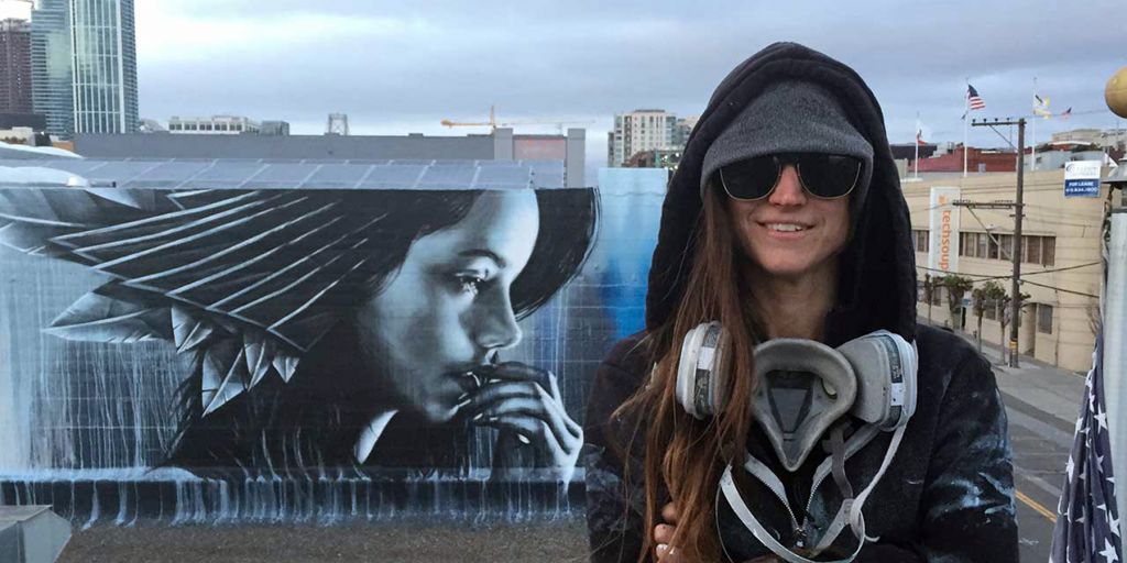 Μια street artist αλλάζει τώρα τους τοίχους της Πάτρας και το αποτέλεσμα είναι εντυπωσιακό