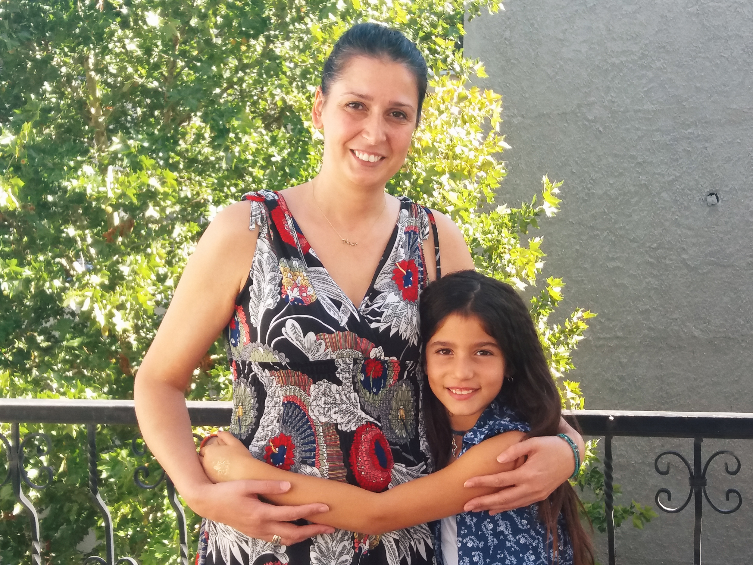 Η 35χρονη Ελισάβετ είναι καρκινοπαθής: «Το μόνο που μου δίνει δύναμη είναι μια αγκαλιά από τα παιδιά μου»