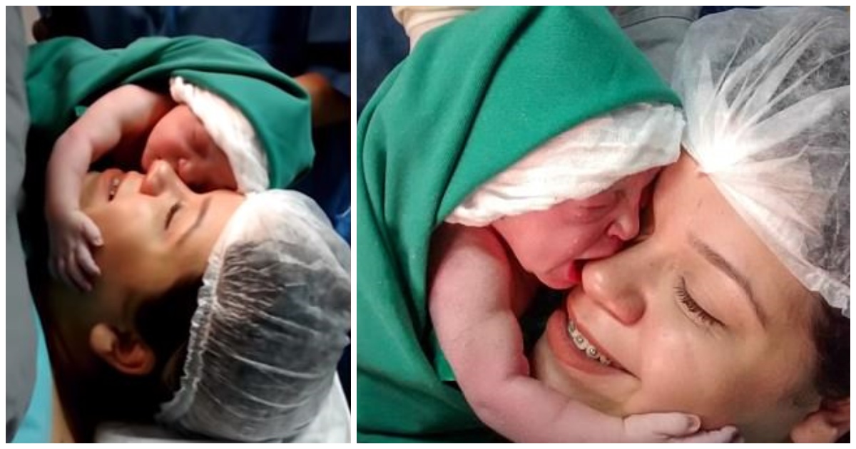 Μητέρα κρατάει το νεογέννητο μωρό της για πρώτη φορά κι εκείνο δεν παίρνει τα χέρια του από πάνω της