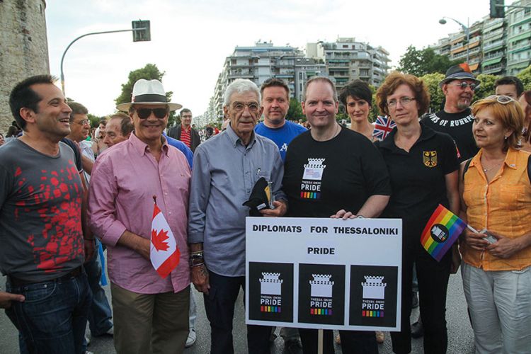 Μπουτάρης: «Ηλιθιότητα» το Straight Pride από τους Ενωμένους Μακεδόνες