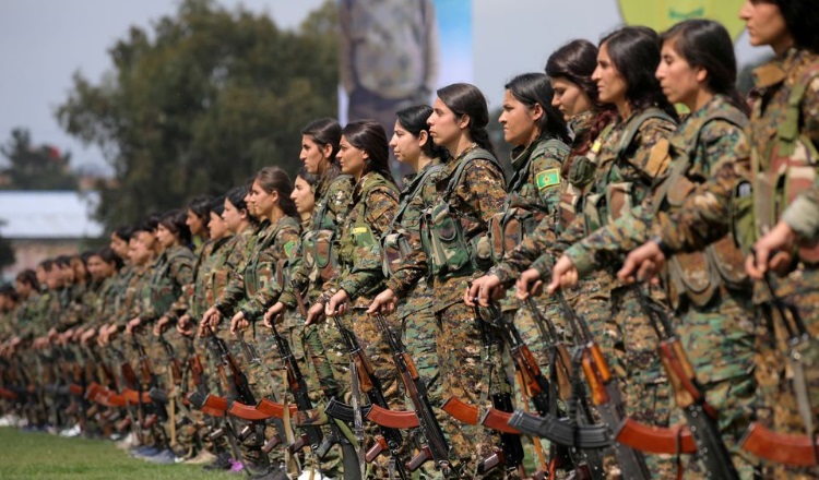 Οι γυναίκες του κουρδικού λαού, είναι μαχητές σε έναν άνισο πόλεμο