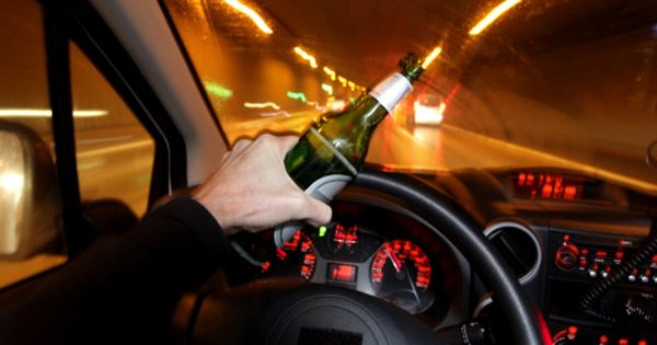 Συμφωνείτε με το μέτρο της αφαίρεσης του διπλώματος οδήγησης για πάντα στους μεθυσμένους οδηγούς;