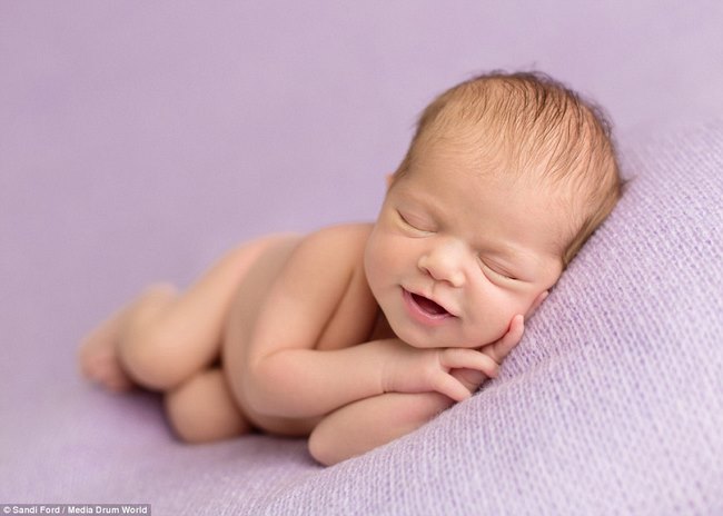 16 νεογέννητα μωρά χαμογελούν στον ύπνο τους και μας προκαλούν τα πιο όμορφα συναισθήματα - Εικόνα 11