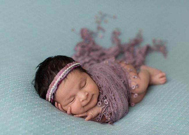 16 νεογέννητα μωρά χαμογελούν στον ύπνο τους και μας προκαλούν τα πιο όμορφα συναισθήματα - Εικόνα 5