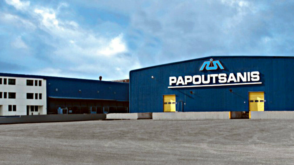 Παπουτσάνης: Ξεκινά παραγωγή απολυμαντικών προϊόντων, με άδεια του ΕΟΦ