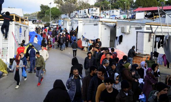 Αρνούνται να εγκαταλείψουν τα διαμερίσματα φιλοξενίας 4.000 πρόσφυγες