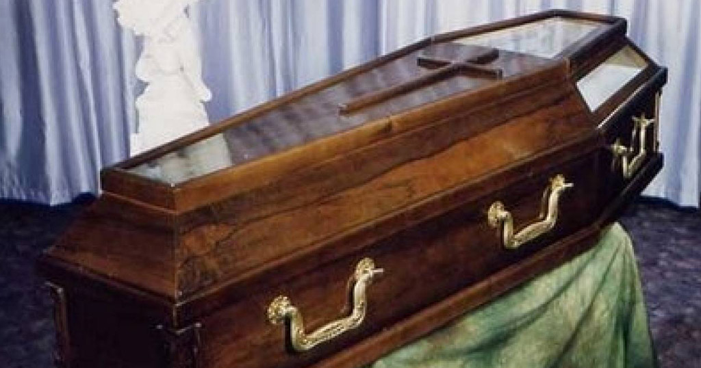 H ανωμαλία δεν έχει όρια: 65χρονος άντρας στη Ρόδο ασέλγησε στο νεκρό σώμα 9χρονης όταν ήταν νεκροθάφτης