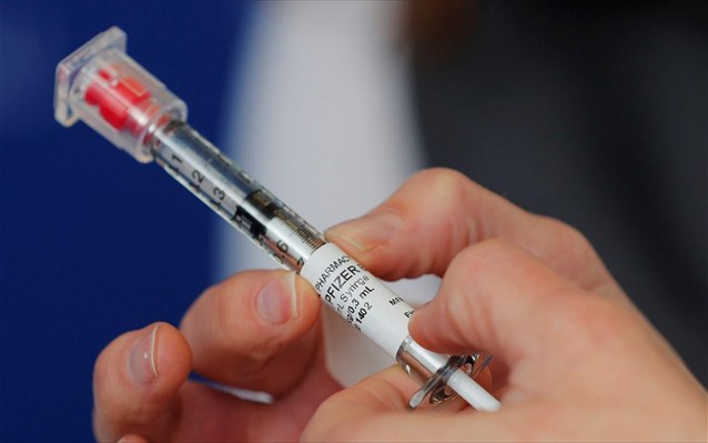 Έρευνα: 2 στους 3 Έλληνες δηλώνουν ότι θα κάνουν το εμβόλιο