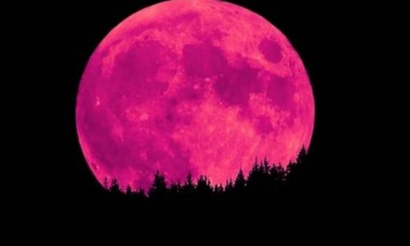 Απόψε το «ροζ φεγγάρι» -Η πρώτη υπερπανσέληνος του 2021