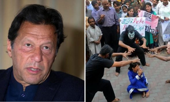 Πακιστάν: «Φορέστε μαντίλα για μην σας βιάζουν» προτείνει ο πρωθυπουργός στις γυναίκες