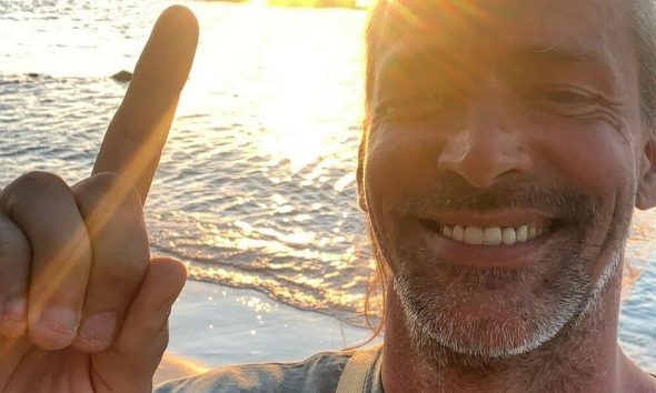 Daniel Törnkvist: Ο τουρίστας που αντί να απολαύσει τις ελληνικές παραλίες πήρε απόφαση να τις καθαρίσει