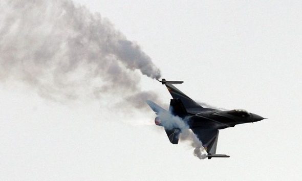 Επεσε F-16 της Πολεμικής Αεροπορίας στην Ανδραβίδα -Σώος ο πιλότος
