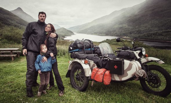 Ήθελαν να δείξουν τον κόσμο στο 4χρονο γιο τους και έτσι ξεκίνησαν ένα ταξίδι 28.000 χλμ στην Ευρώπη!