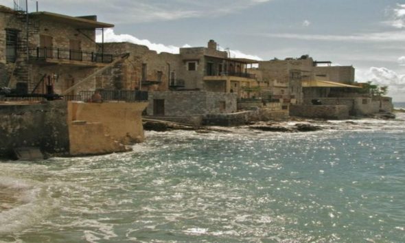 Γερολιμένας: Ταξίδι στο «Ιερό Λιμάνι» της Μάνης που αναβλύζει φυσική ομορφιά και ηρεμία