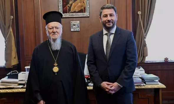 Νίκος Ανδρουλάκης: Στο Οικουμενικό Πατριαρχείο για τον εορτασμό των Θεοφανίων