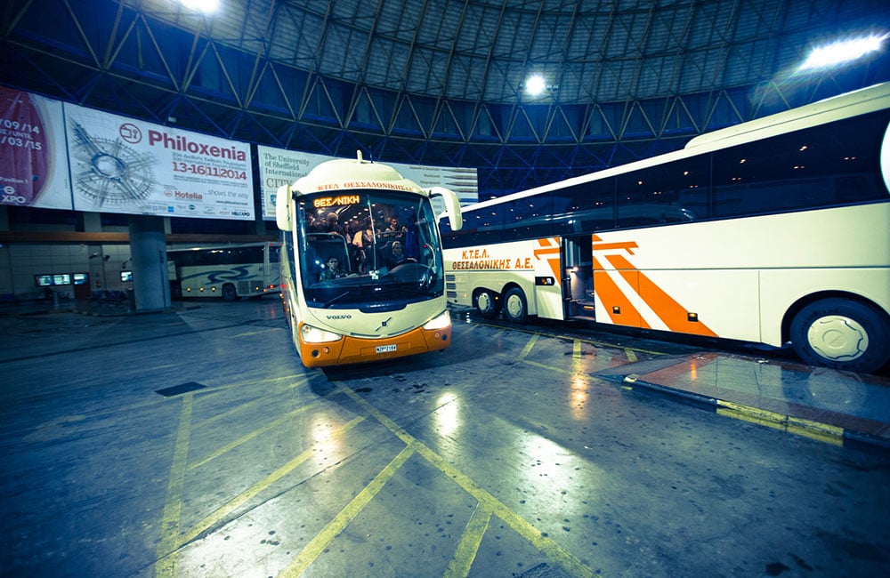 Επιβάτης άρπαξε το τιμόνι λεωφορείου ΚΤΕΛ και έσωσε τον κόσμο: «Πατούσα το φρένο πάνω από το πόδι του οδηγού»